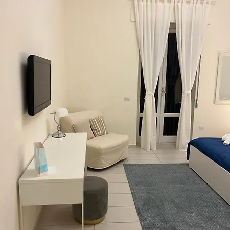 Sistershouse Naples