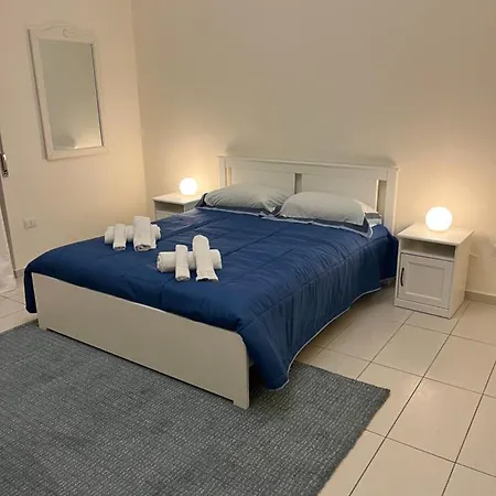Sistershouse Apartament Neapol
